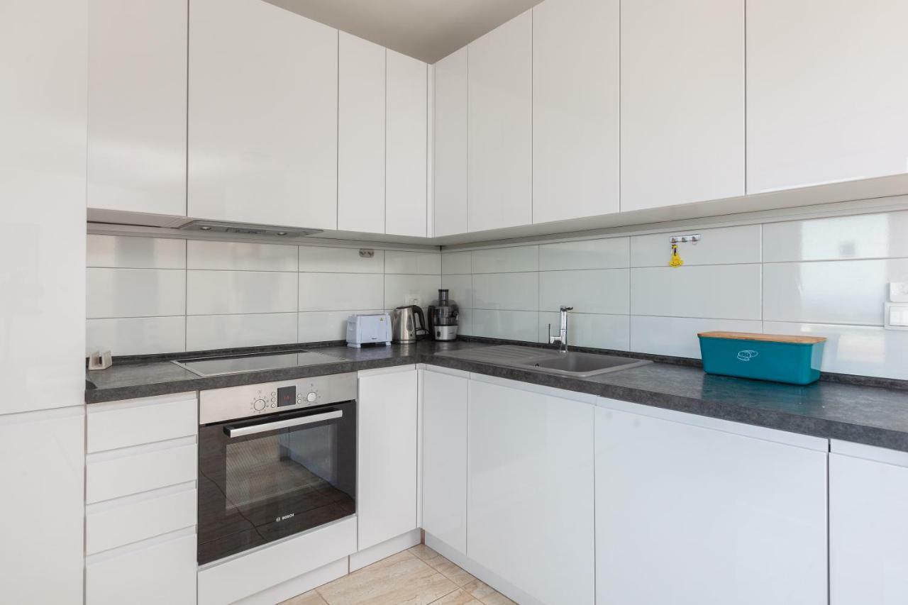 Ferienwohnung Anicas Panoramic Sea Weue Makarska Exterior foto